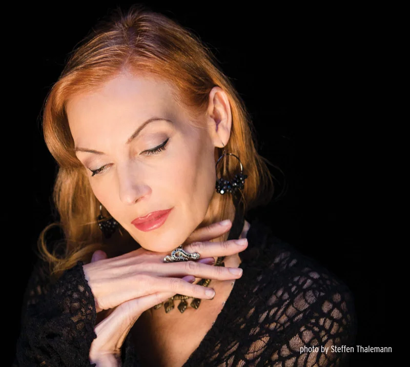 Ute_Lemper, photo by Steffen Thalemann, klein